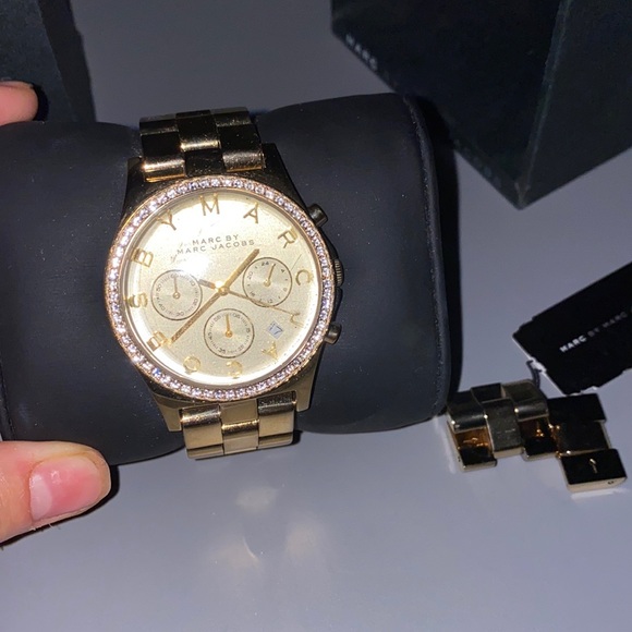 Marc Jacobs watch - Picture 2 of 2
